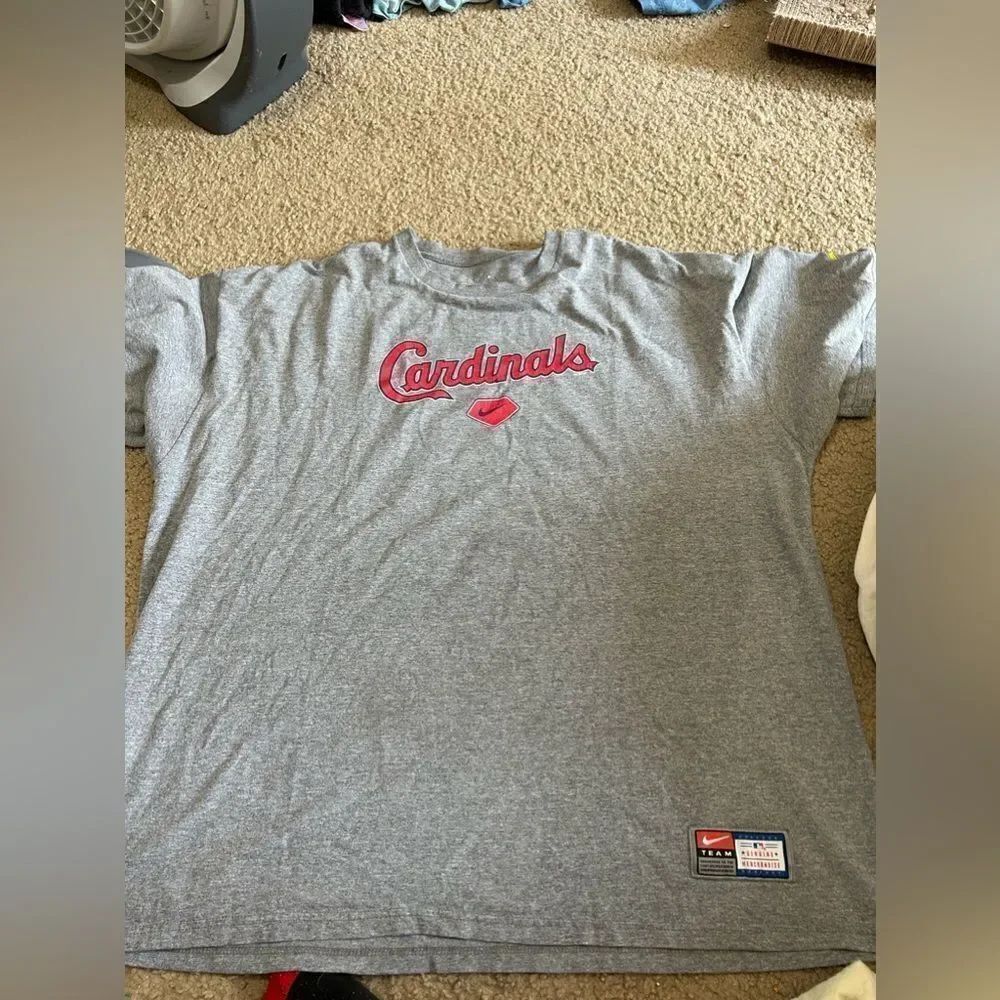 Y2K Nike Team St. Louis Cardinals Tshirt